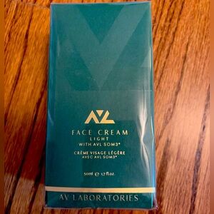 AV Laboratories Face Cream Light